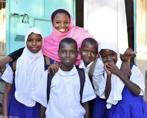 Sanitary kit distribution